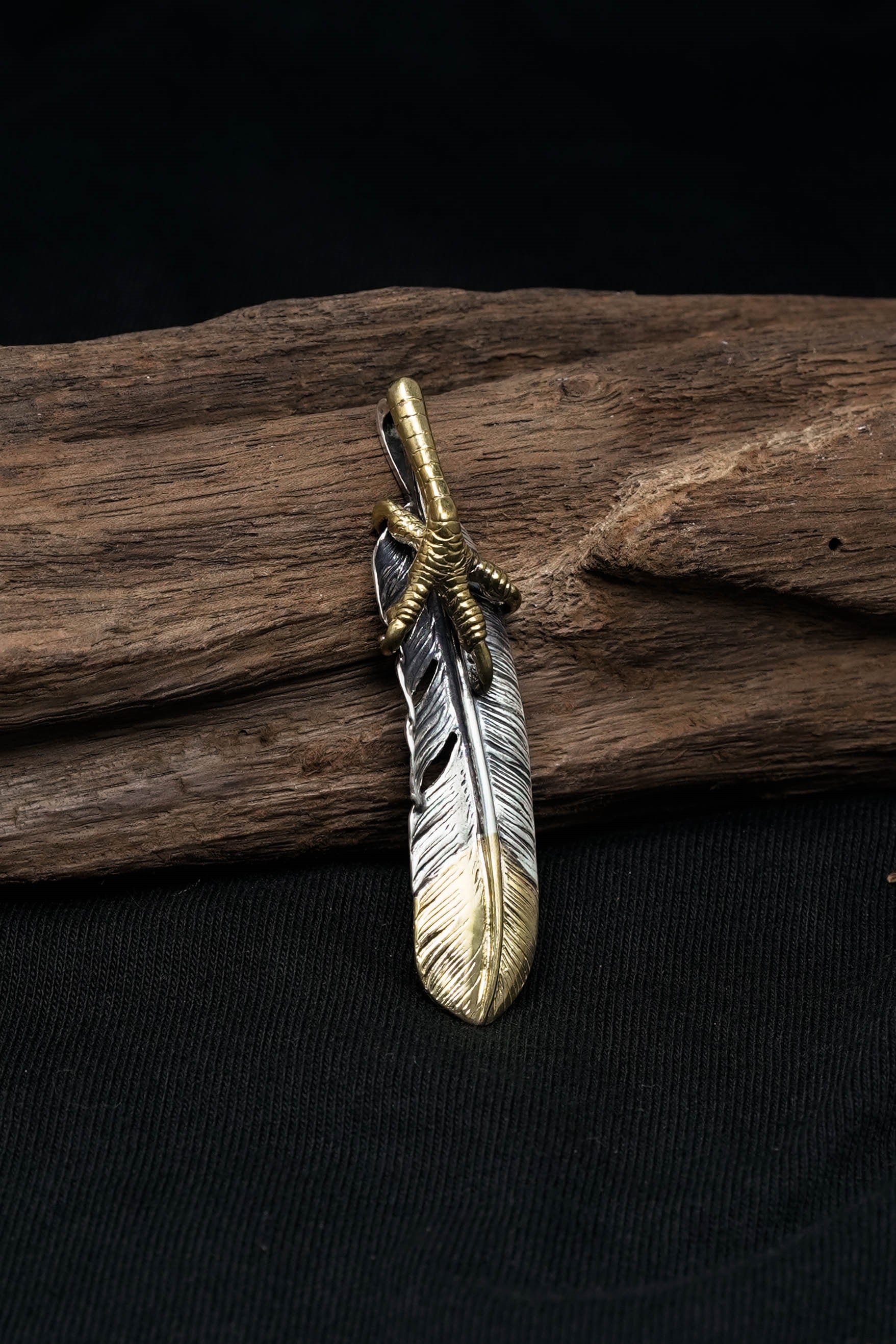 Right Eagle Claw Feather Retro 925 Silver Pendant Japan Takahashi Goro with Brass