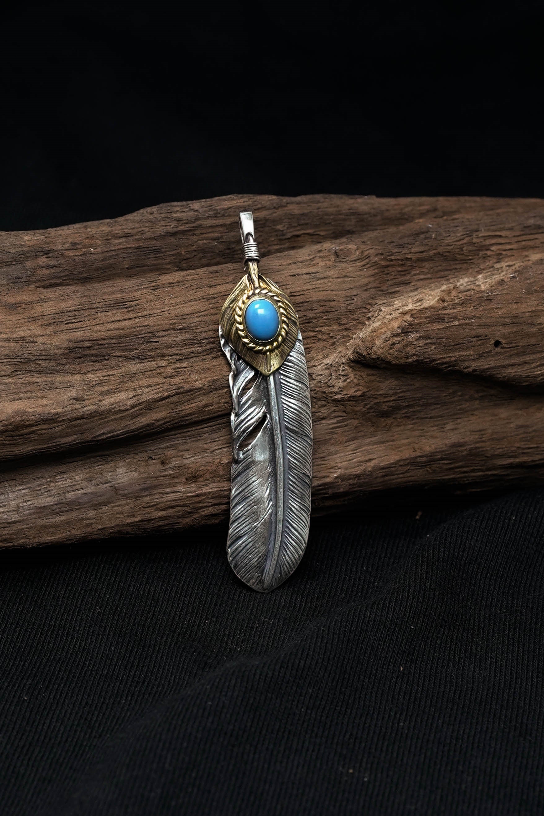 Right Feather Leaf Retro 925 Silver Goro Takahashi Pendant with Turquoise
