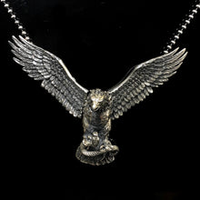 Load image into Gallery viewer, Vintage Men&#39;s Eagle Flying Hawk Pendant For Men Male Retro Jewelry
