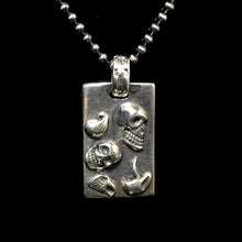 Load image into Gallery viewer, Men&#39;s Titanium Silver Pendant Rectangle with Skull Pattern
