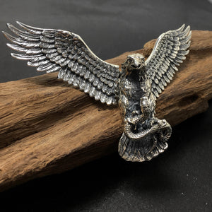 Vintage Men's Eagle Flying Hawk Pendant For Men Male Retro Jewelry