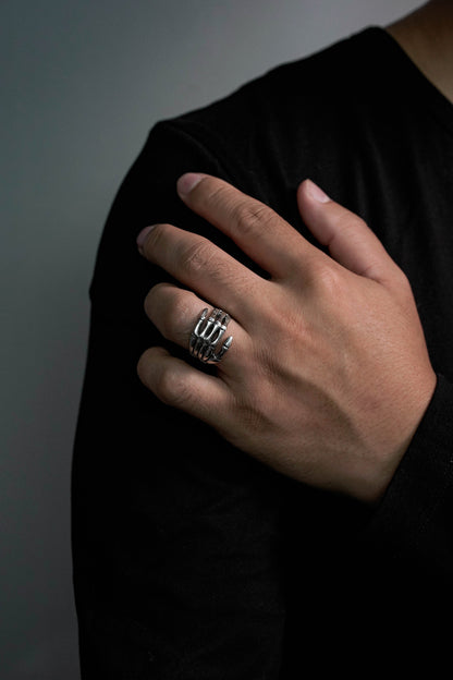 Retro 925 Sterling Silver Paw Hand Bone Ring