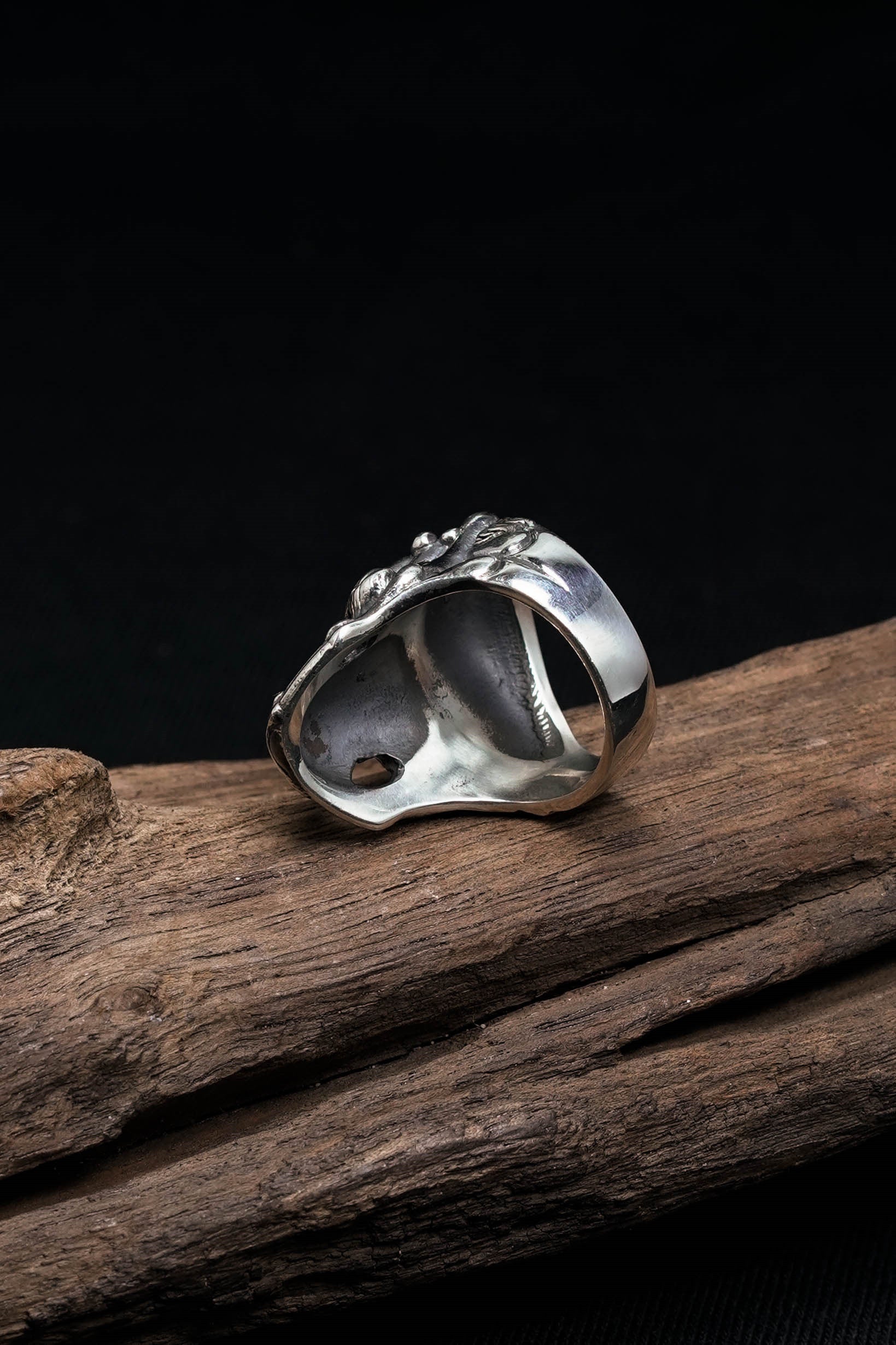 Retro Silver Exaggerated Skull Rings