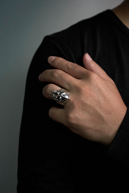 Retro Spartan Hero Helmet Mask Ring