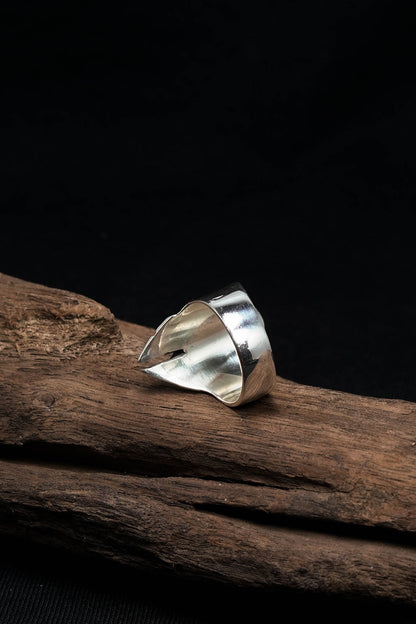 Retro Spartan Hero Helmet Mask Ring