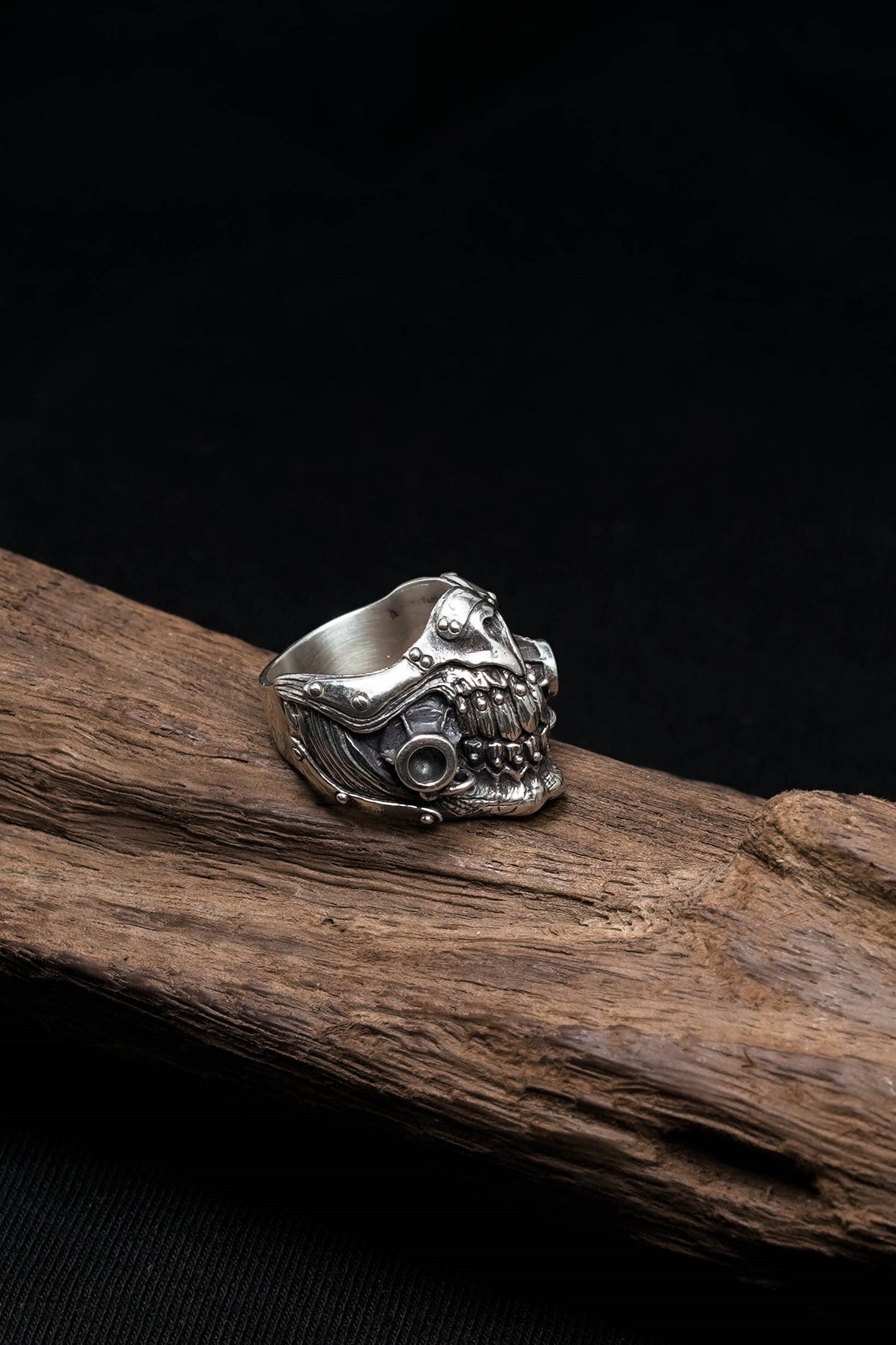 925 Sterling Silver Large Teeth Skull Ring