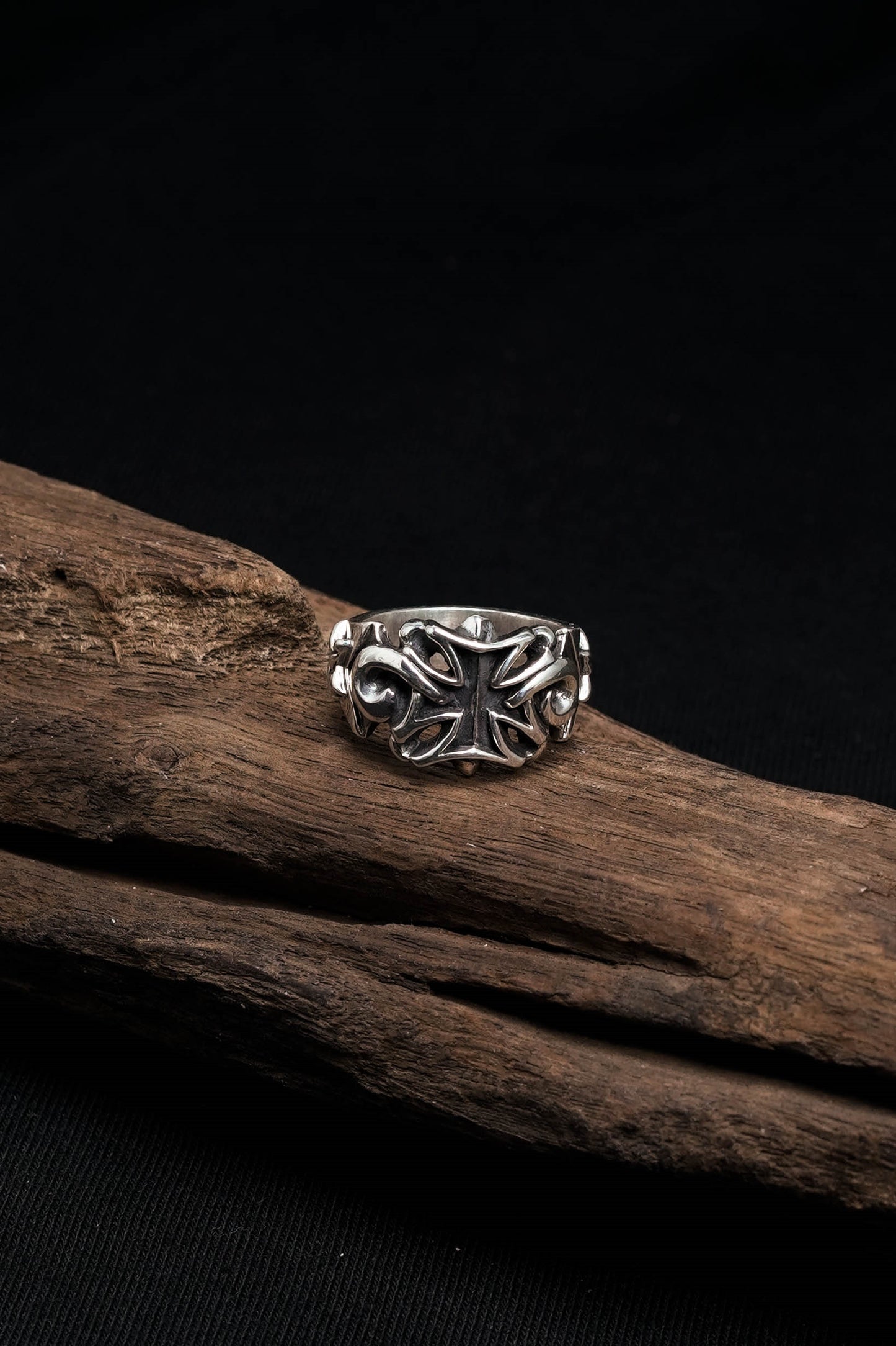 Gothic Iron Cross Vintage Sterling Silver Men Ring