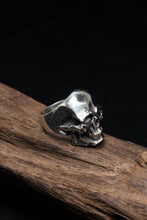 Load image into Gallery viewer, Retro Skull Handmade Silver Vintage Ring
