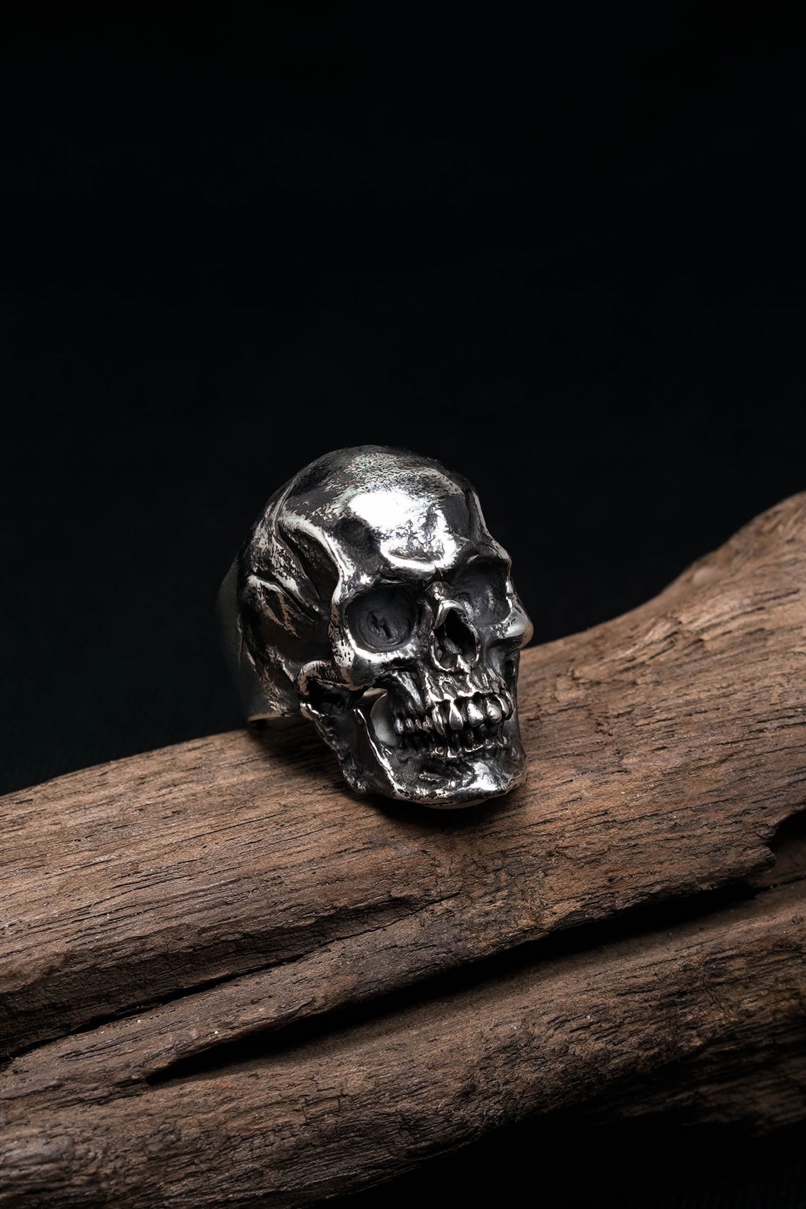 Punk Skull Vintage Ring