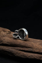 Load image into Gallery viewer, Vintage Silver Skull Men&#39;s Ring
