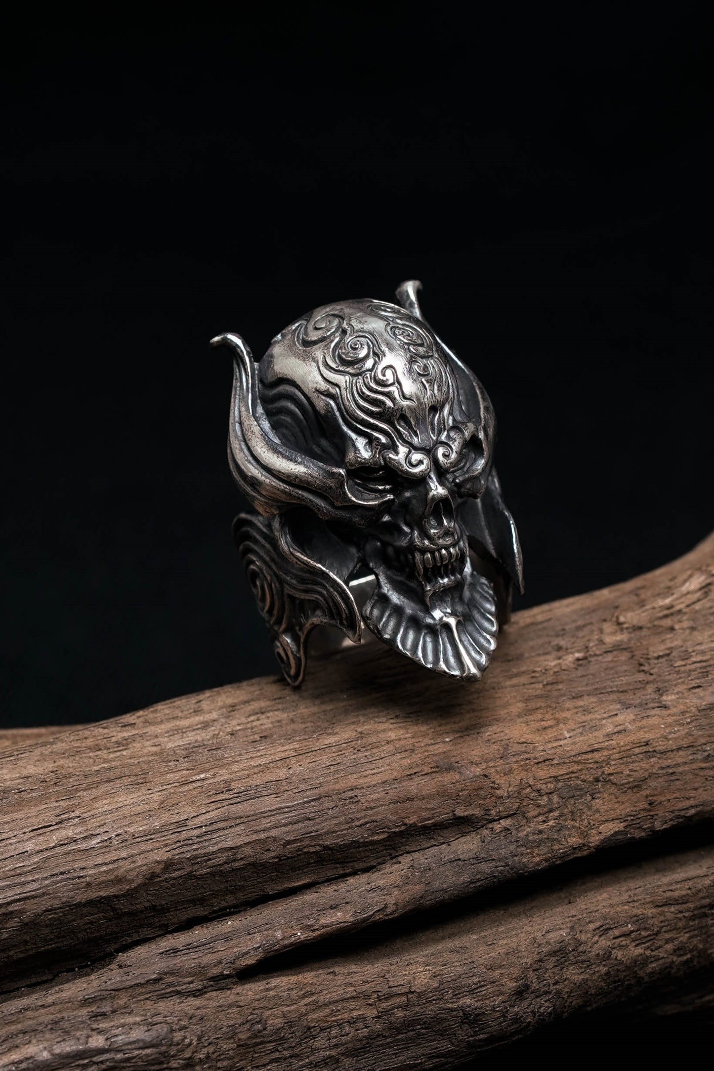 Retro 925 Sterling Silver Skull Skeleton Ring