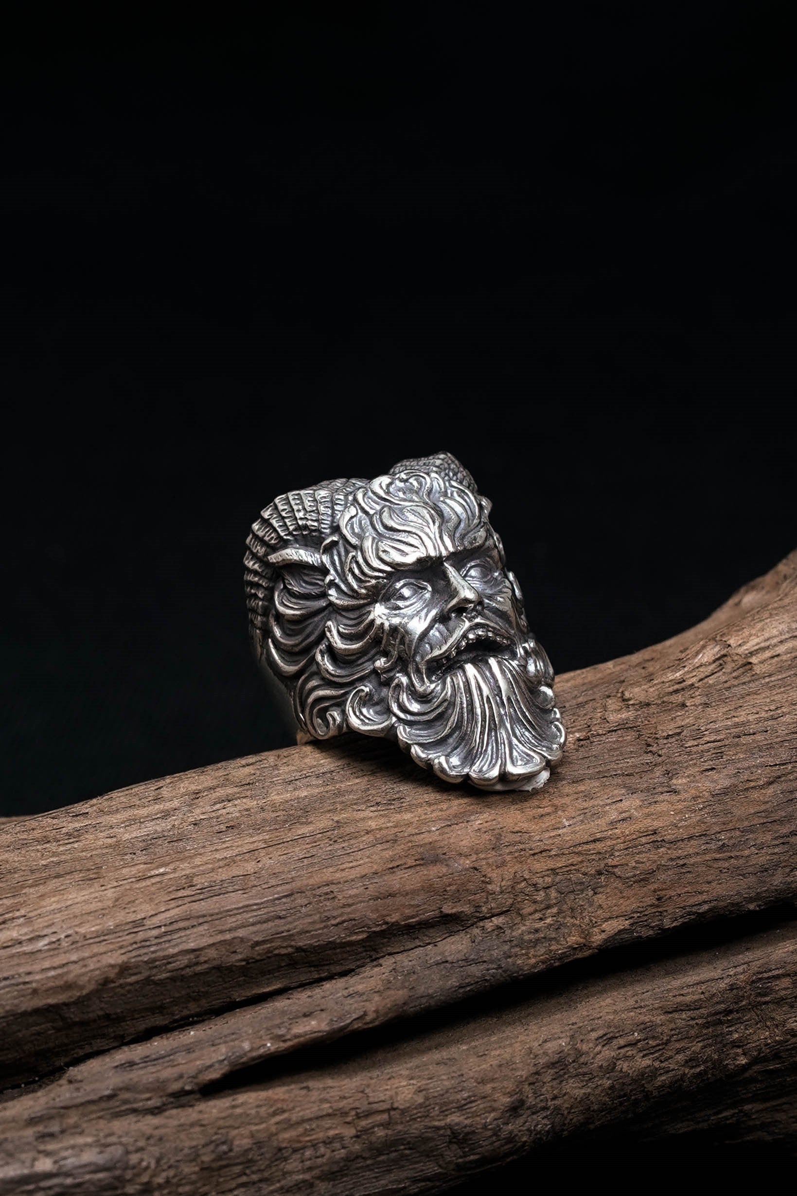 Vintage Ram Horn 925 Sterling Silver Ring