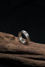 Load image into Gallery viewer, Small Cross 925 Sterling Silver Retro Ring
