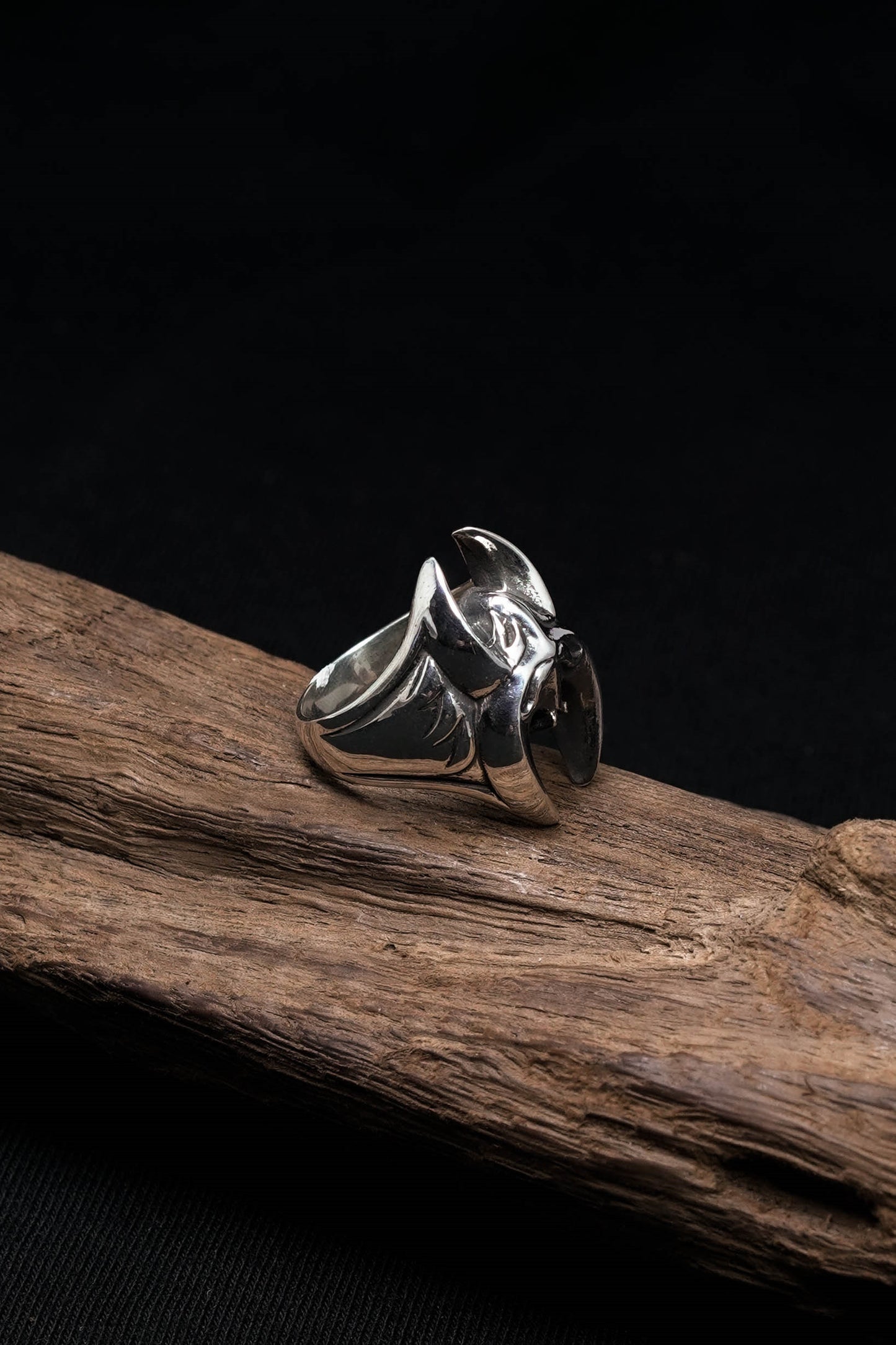 925 Sterling Silver Retro Domineering Fashion Bat Ring