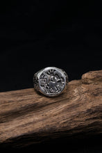 Load image into Gallery viewer, Antique 925 Sterling Silver Ring
