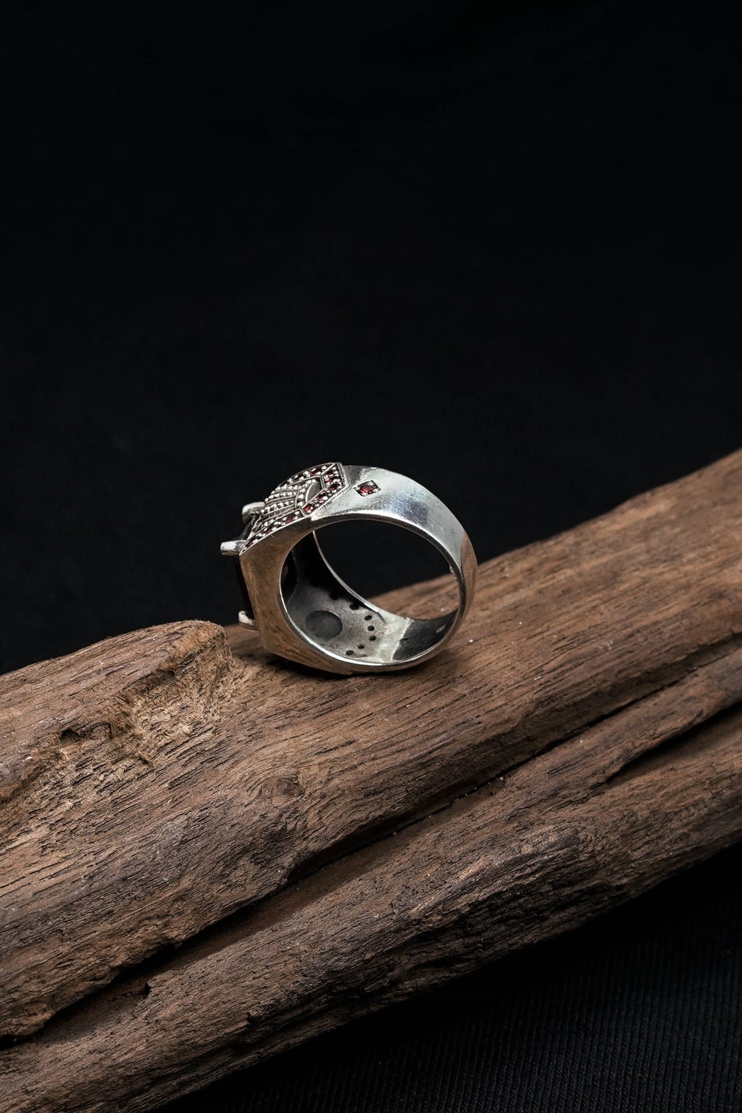 Retro Silver Crown Red Zircon Square Vampire Rings