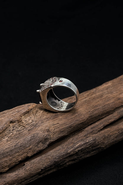 Retro Silver Crown Red Zircon Square Vampire Rings