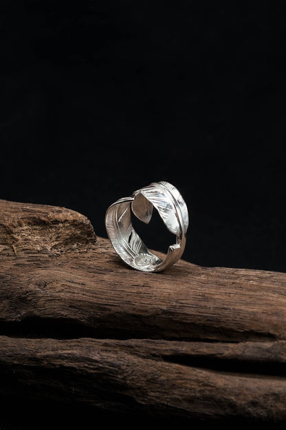 Double Feather Ring