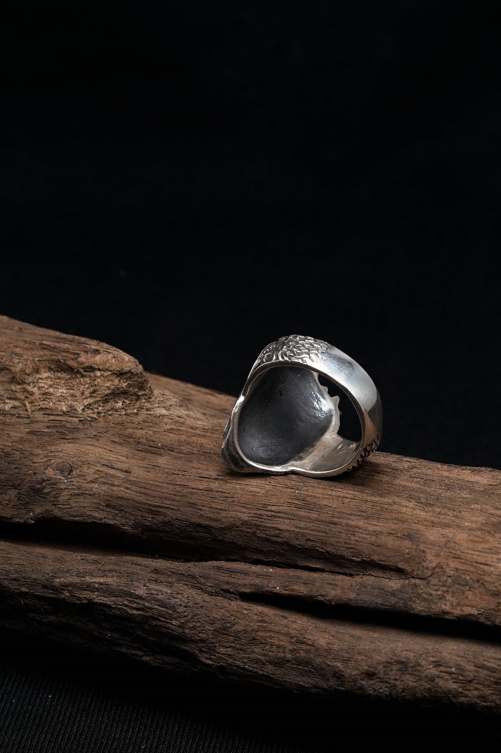 Retro Skeleton Wolf Totem Man Silver Ring