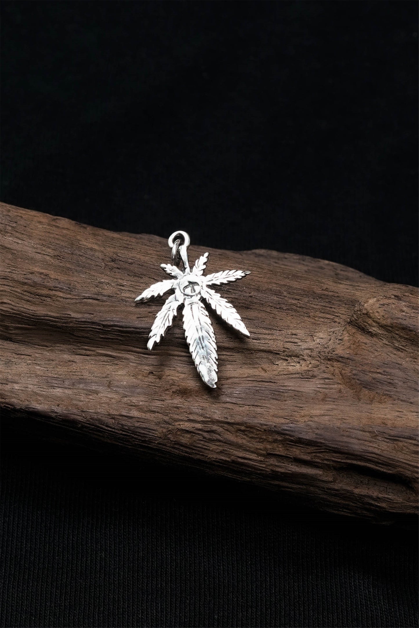 Maple Leaf Pendant 925 Sterling Silver