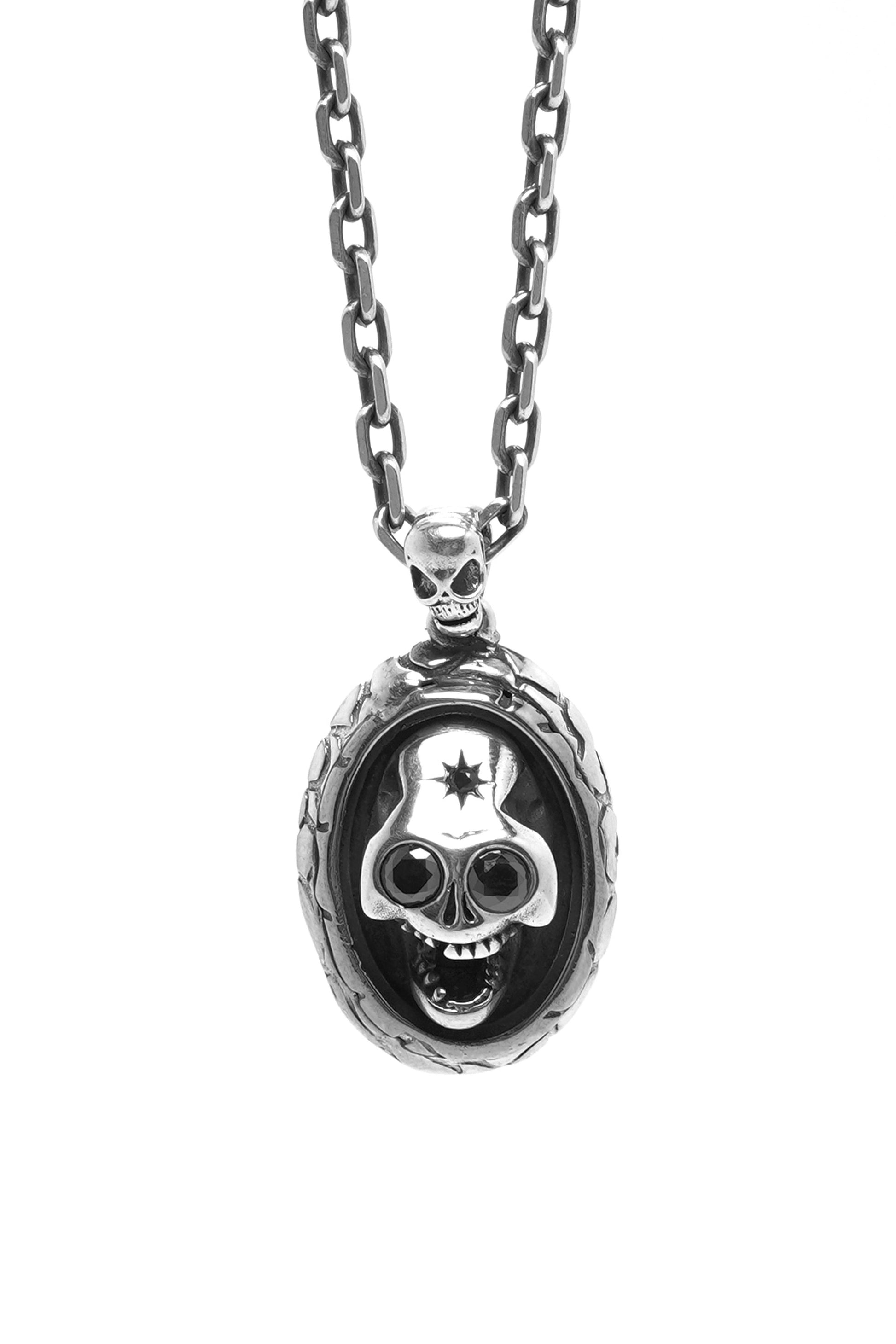 Retro Skull 925 Sterling Silver Oval Pendant