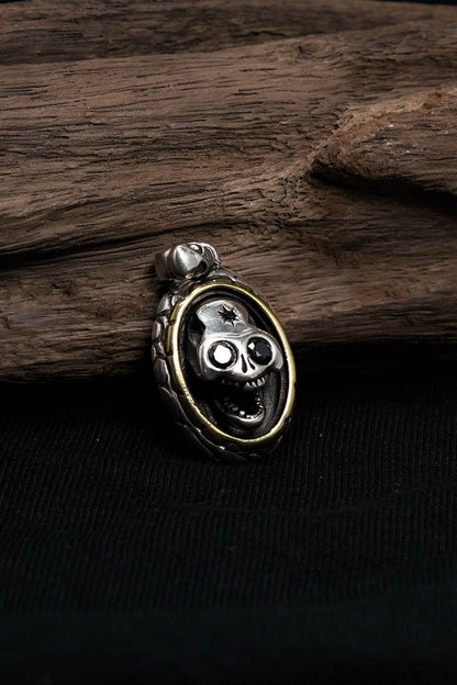 Retro Skull 925 Sterling Silver Oval Pendant