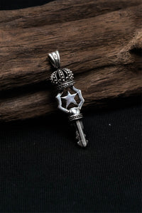 Retro Silver Crown Key Pendant