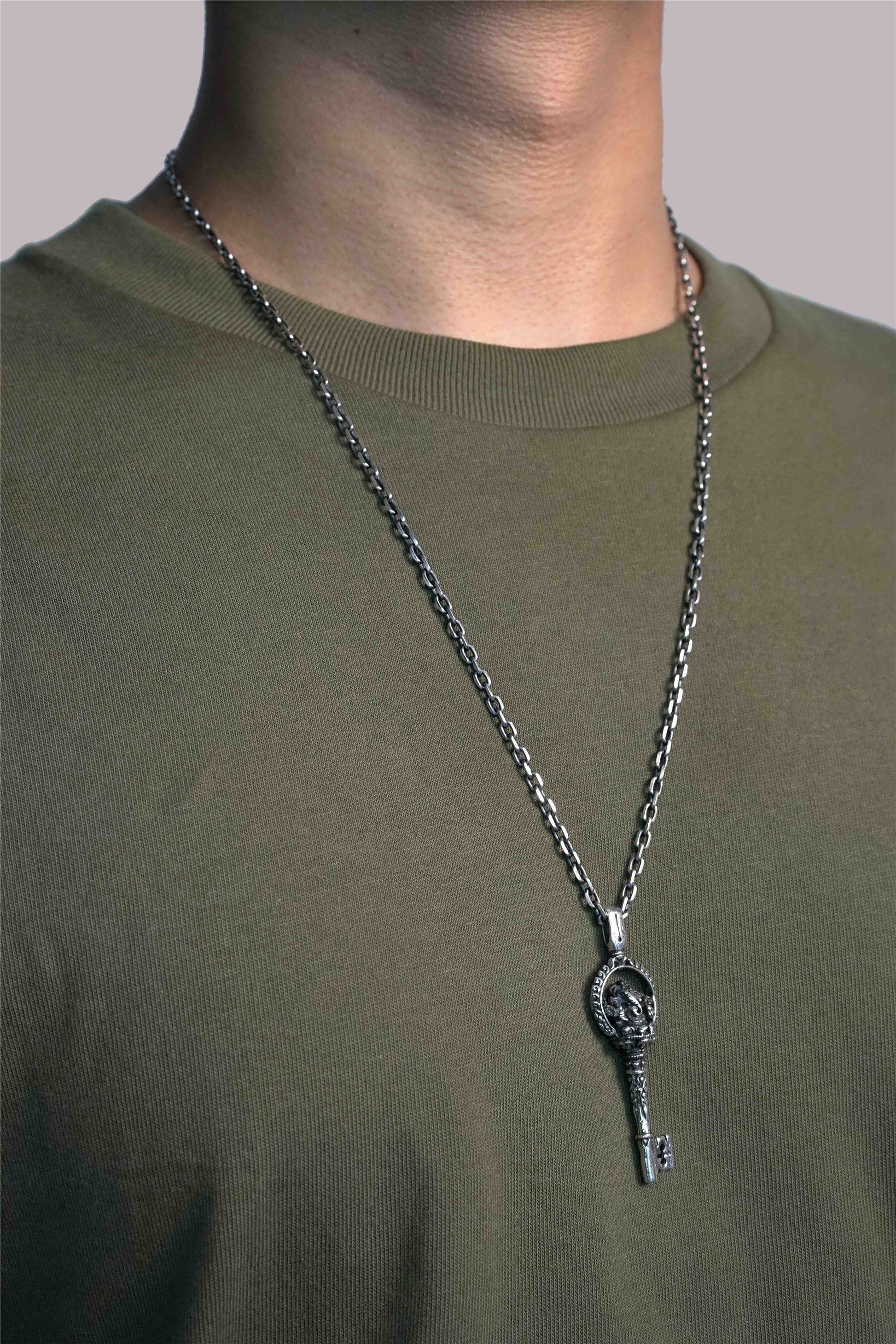 Vintage Key 925 Sterling Silver Pendant