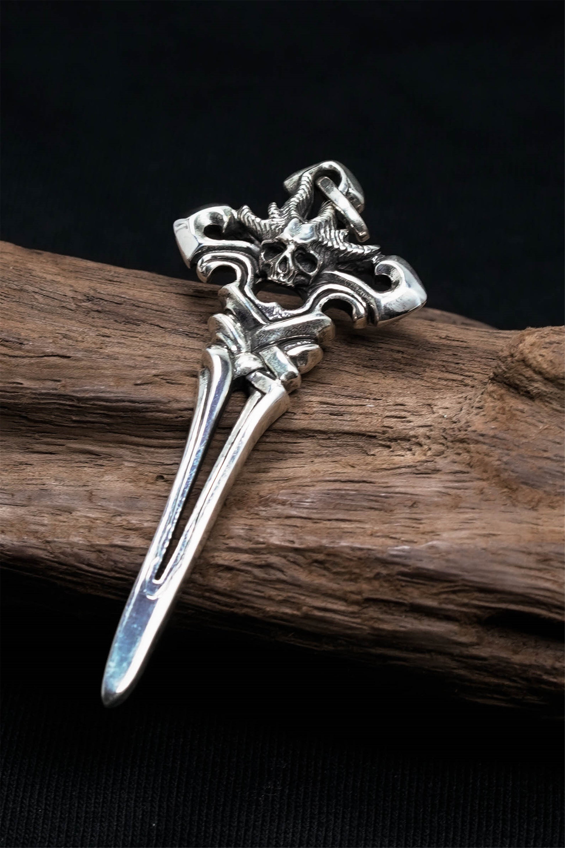 Vintage Skull Sword 925 Sterling Silver Pendant