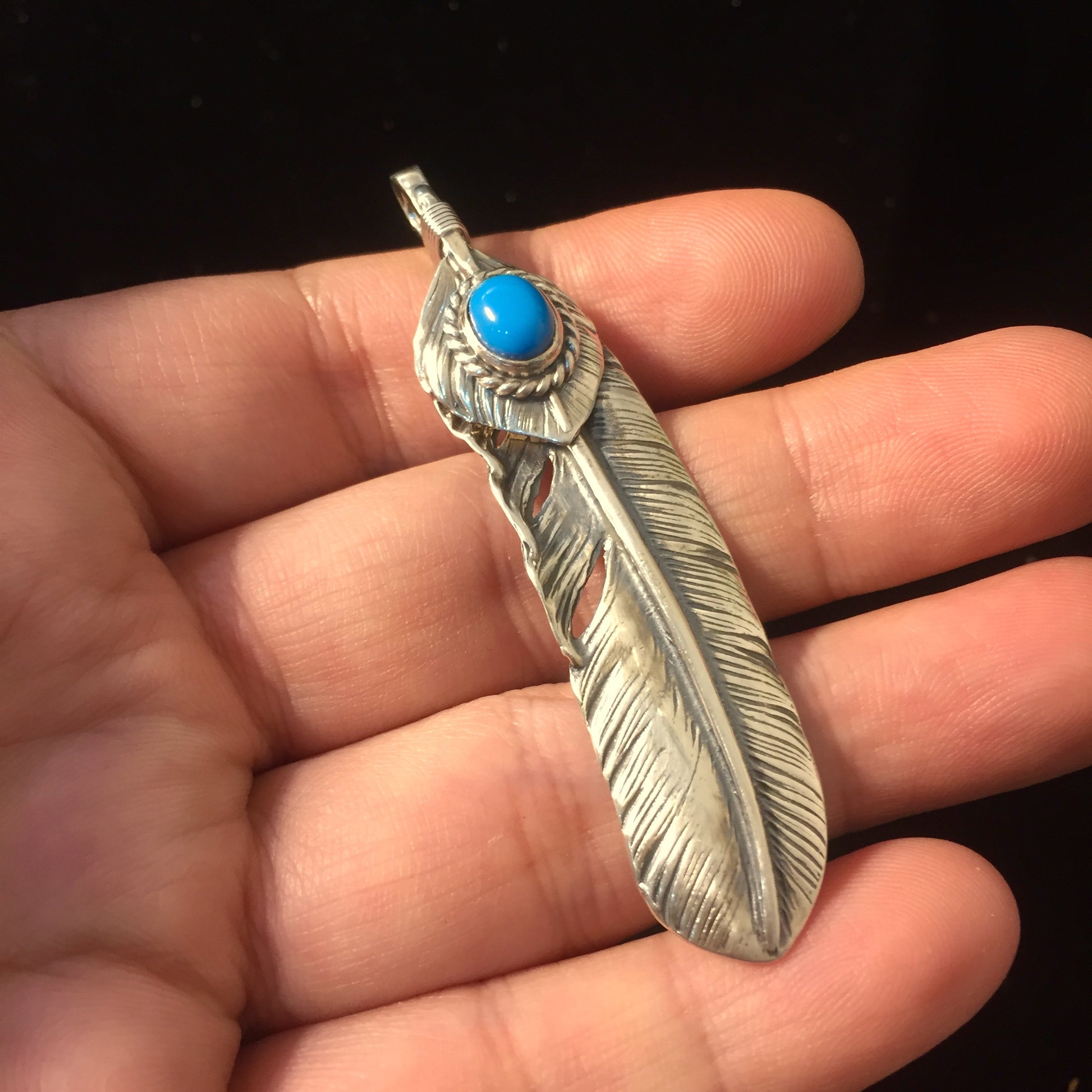 Right Feather Leaf Retro 925 Silver Goro Takahashi Pendant with Natural Turquoise