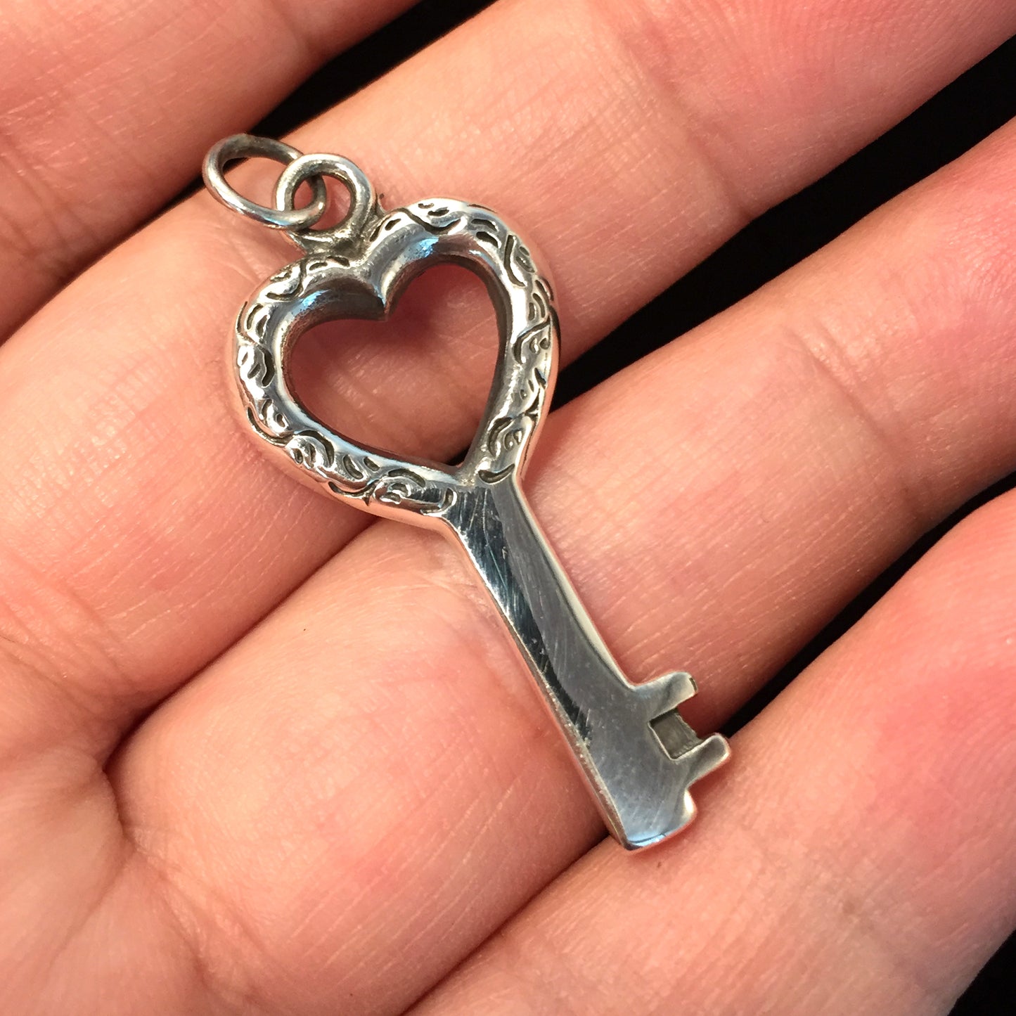 Antique 925 Silver Heart Key Pendant